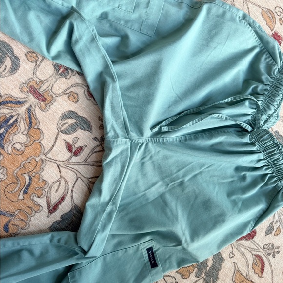 Women's blue scrub bottoms - Picture 3 of 5